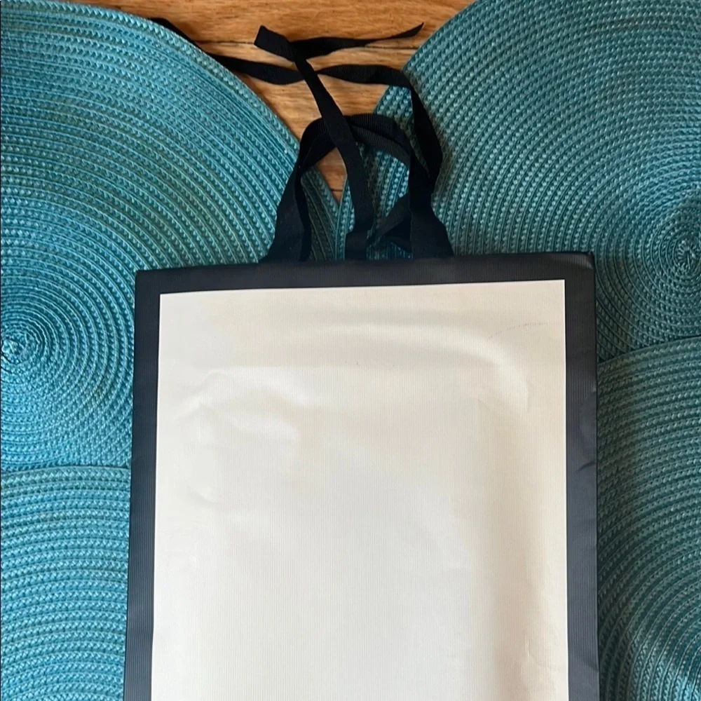 Gucci White and Black Shopping Bag